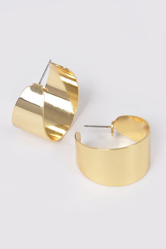 Gold Chunky Medium-Sized Hoop Earrings