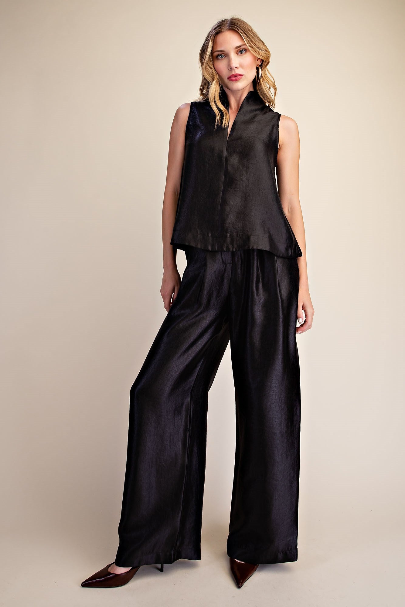 All About That Waist Pleated Pants