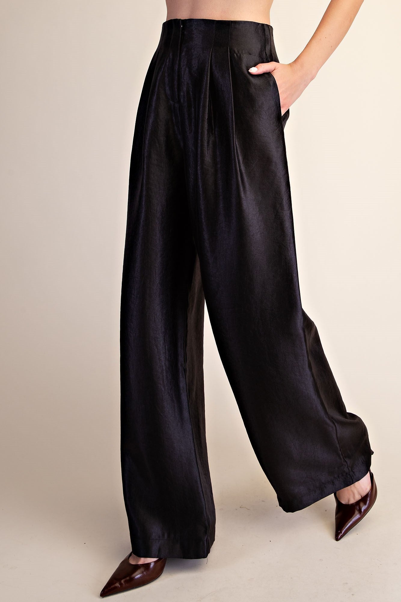 All About That Waist Pleated Pants