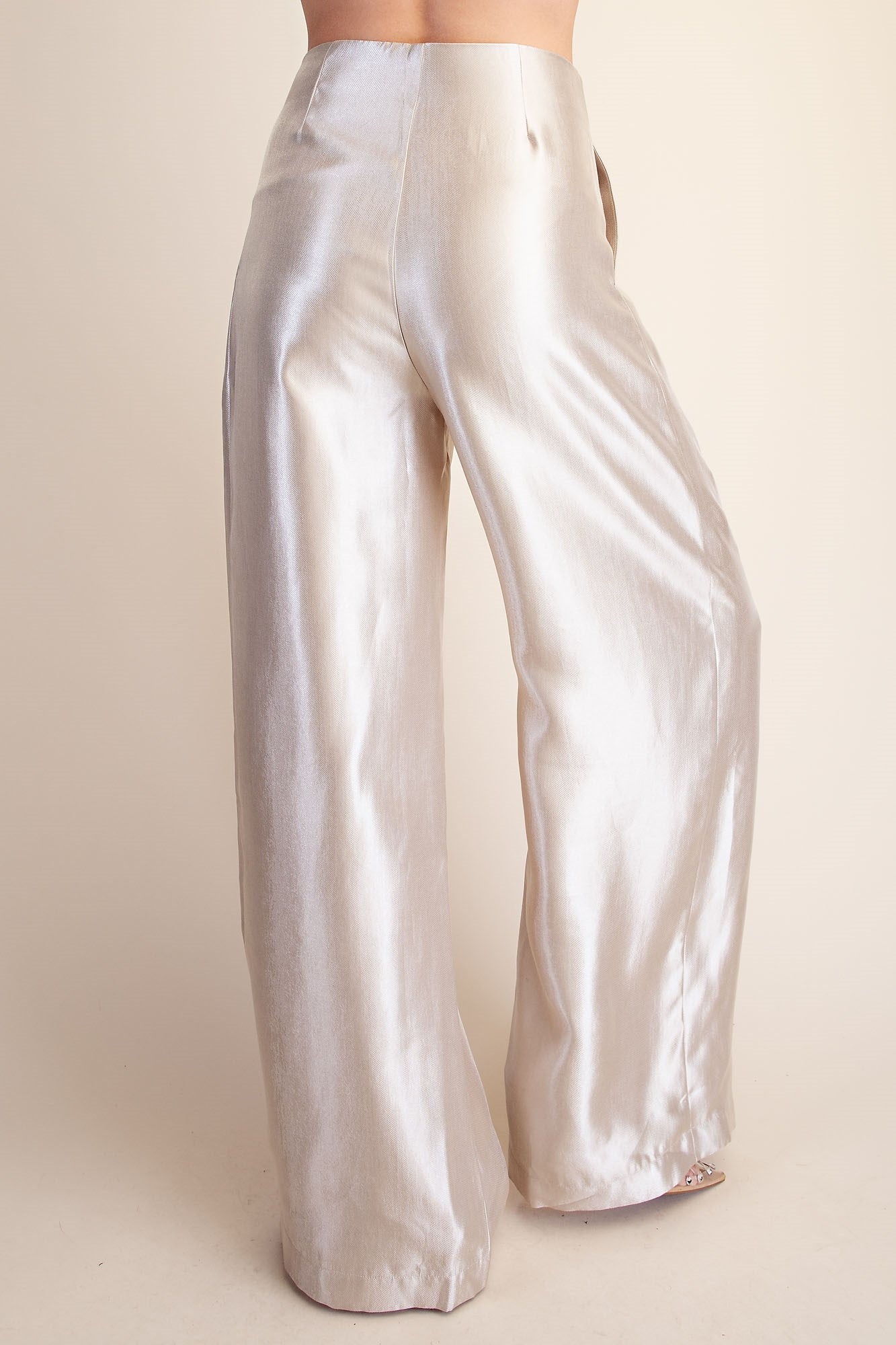 All About That Waist Pleated Pants