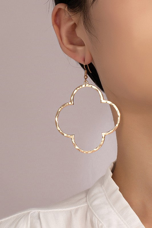 Gold Plating Hammered Clover Shaped Hoop Earring. Length 2.5 inches.