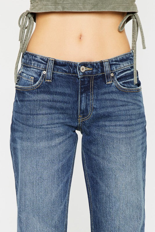 Low Rise Boyfriend Jeans Comfort Stretch Five Pocket Style Marble Effect and Zipper Fly