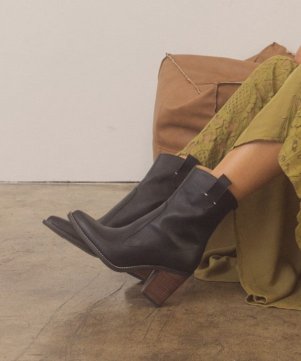 The Tara Fan Paneled Western Boots