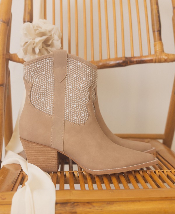 A Pearl Party Studded Western Boots