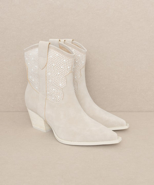 A Pearl Party Studded Western Boots
