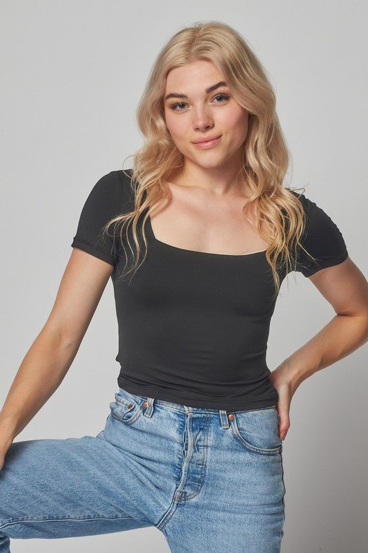 Top con scollo quadrato Statement Maker
