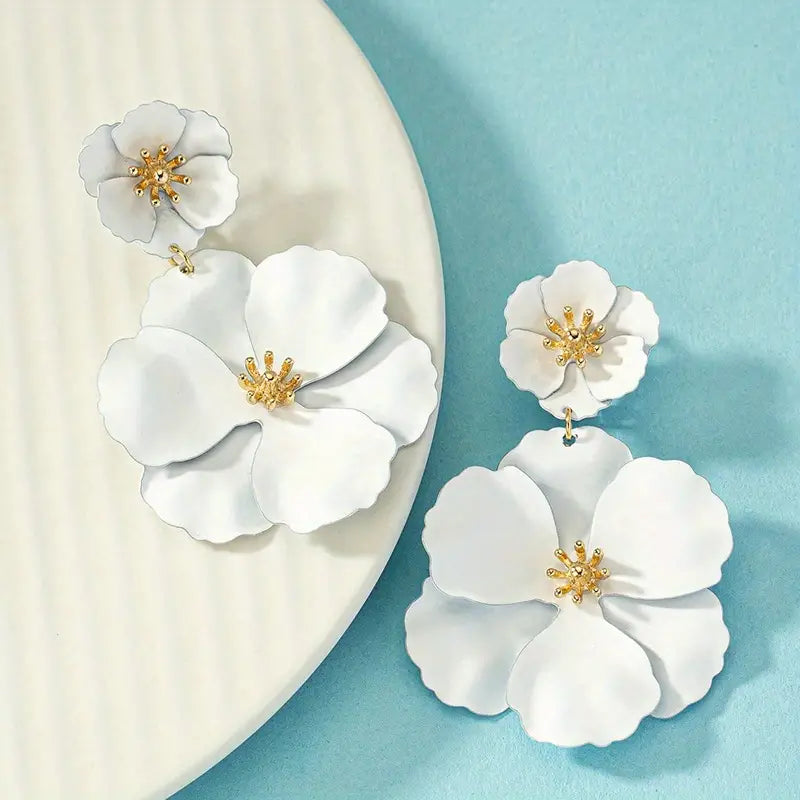 White Flower Dangle Earrings 
