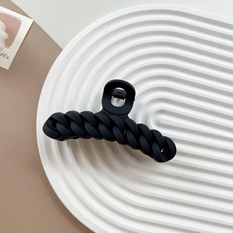 Black Twist Plastic Claw Clip