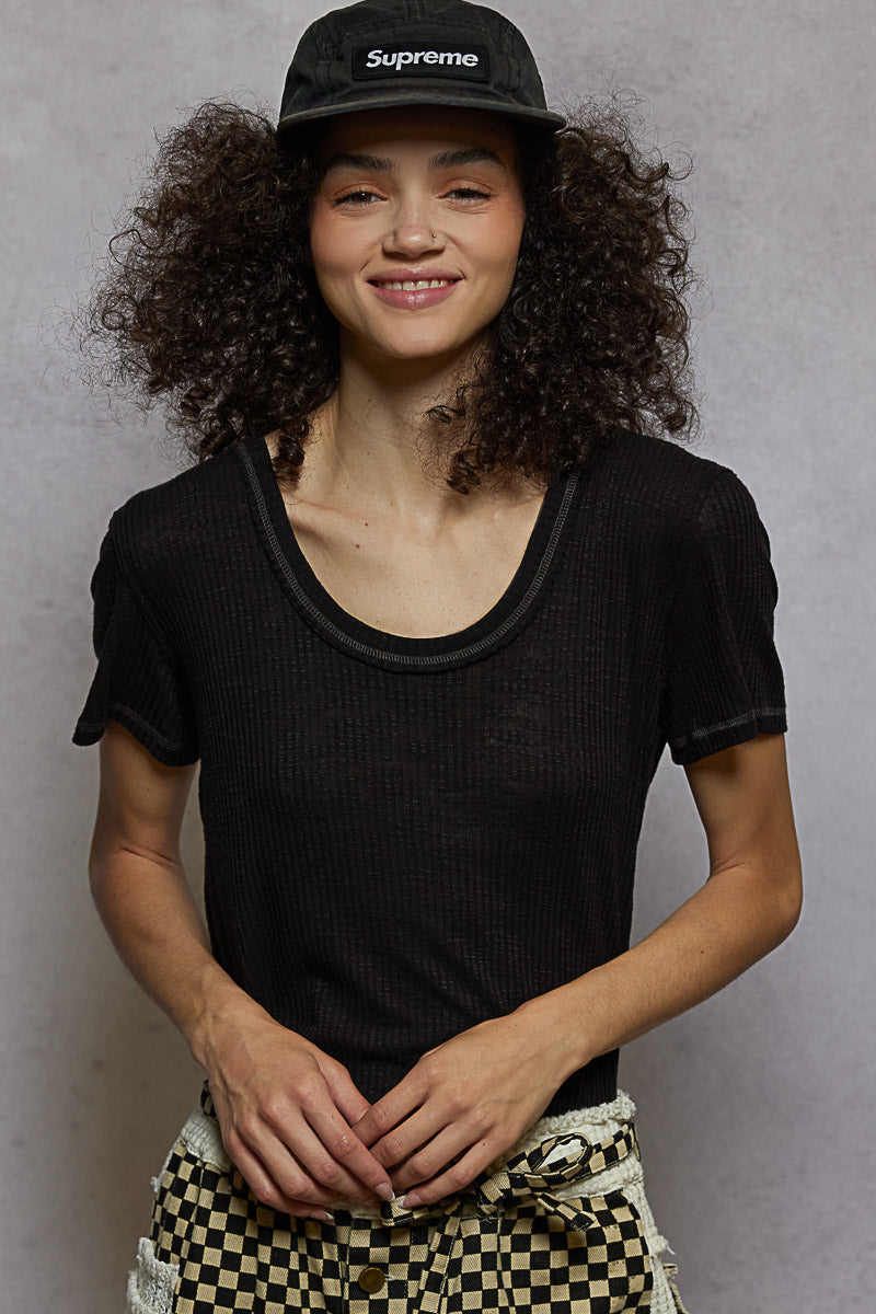 Essential Update Tee by POL