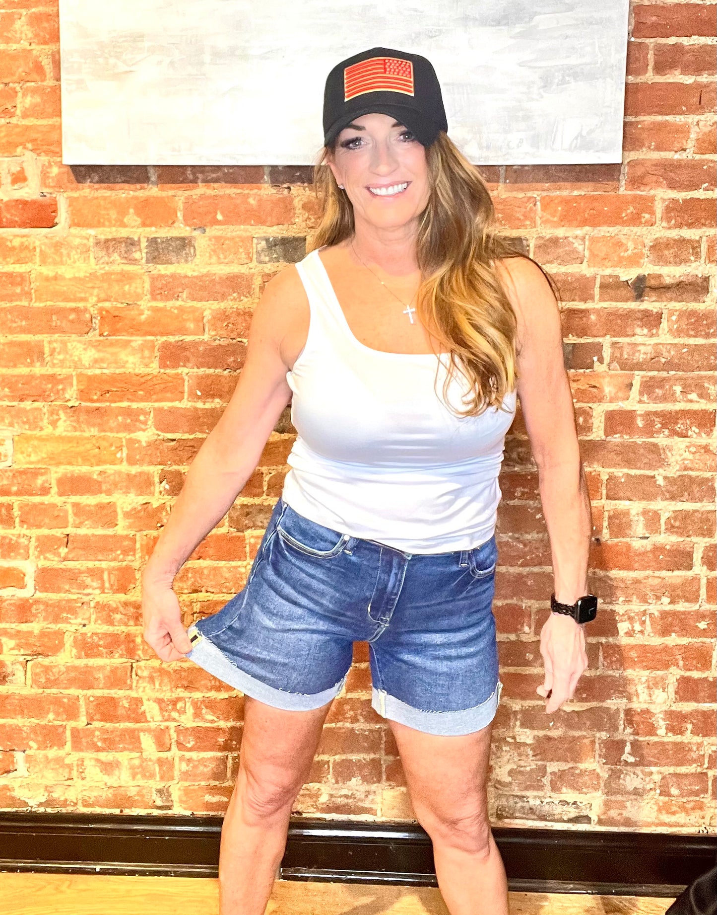 Pantaloncini in denim con risvolto a vita alta Risen