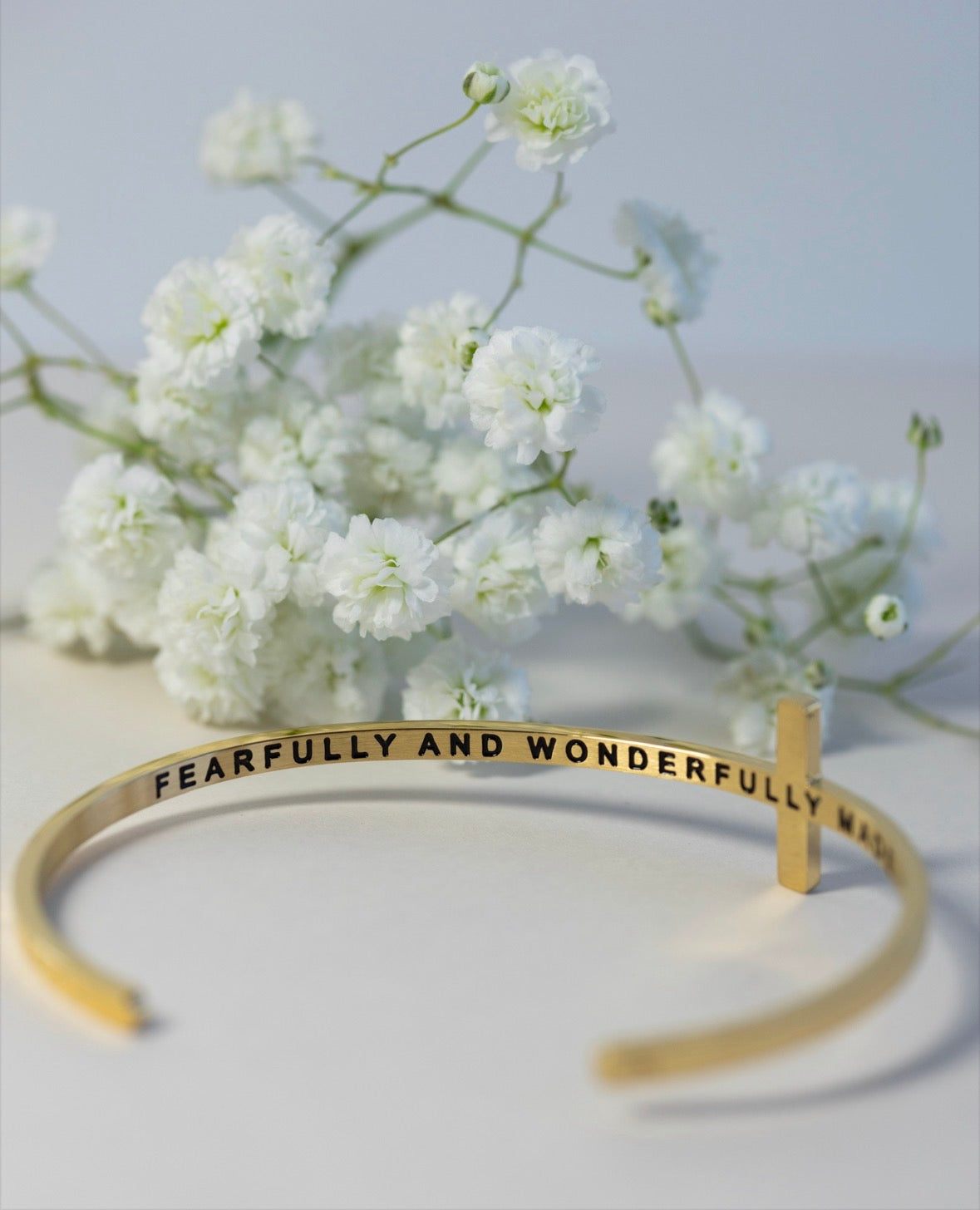 The Cross Bracelet