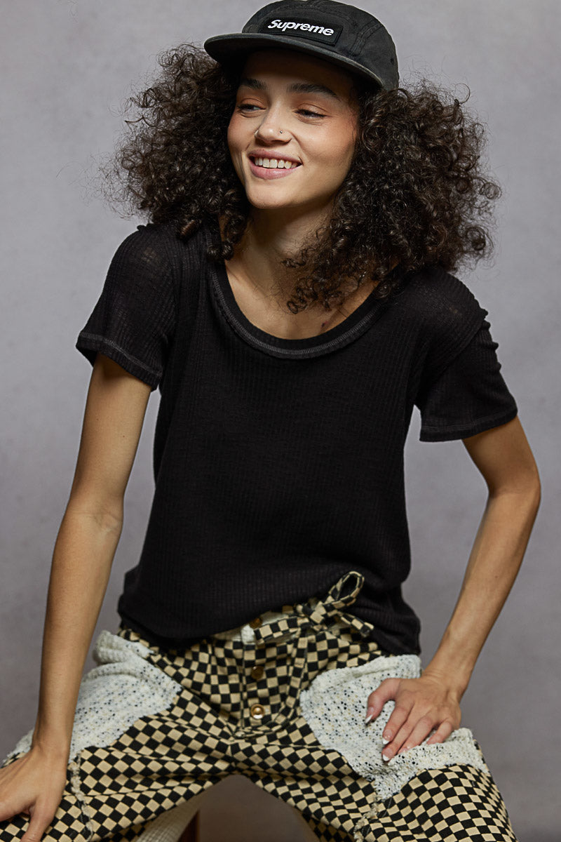Essential Update Tee by POL