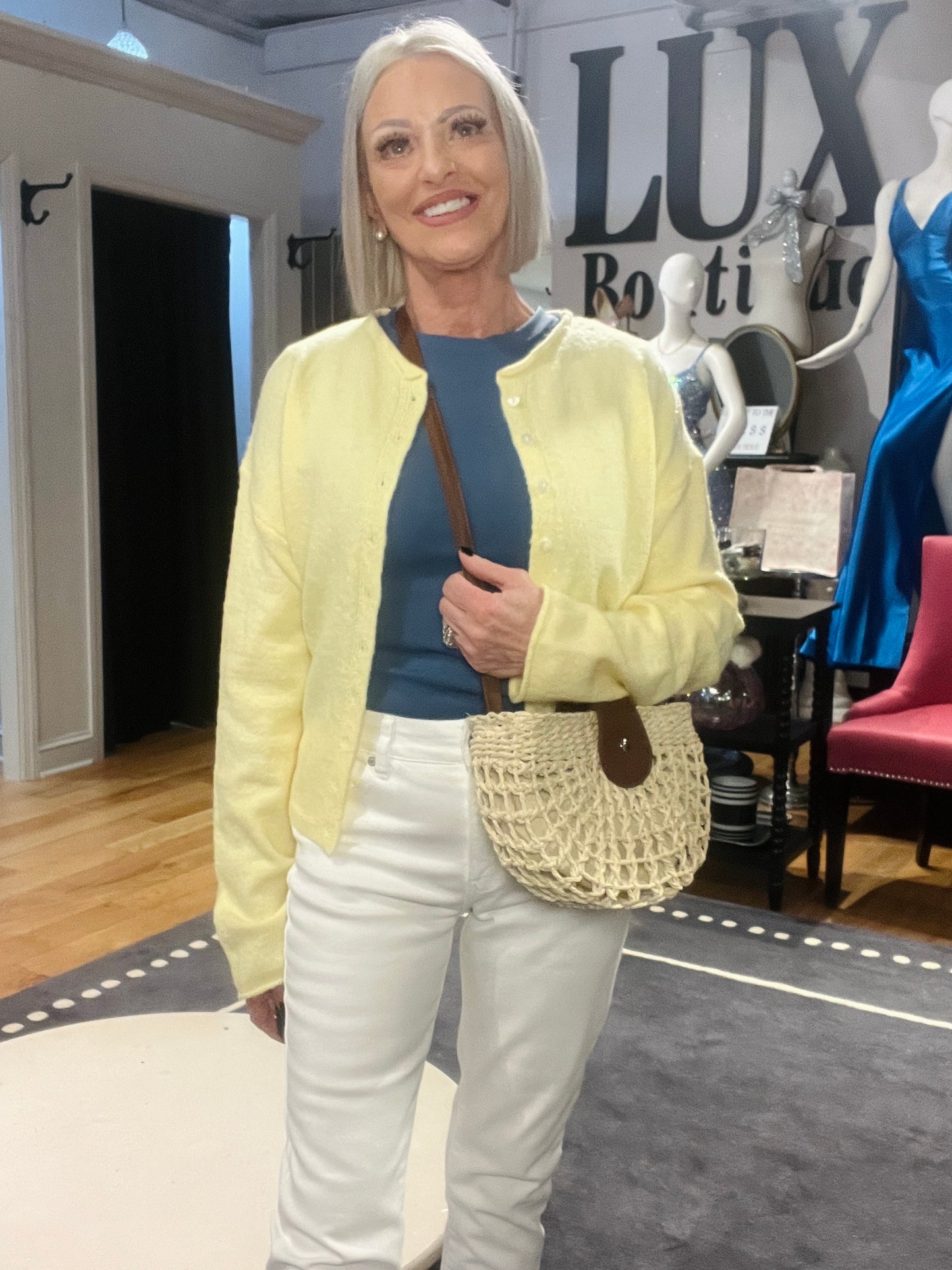 Maglietta abbottonata pronta per il weekend