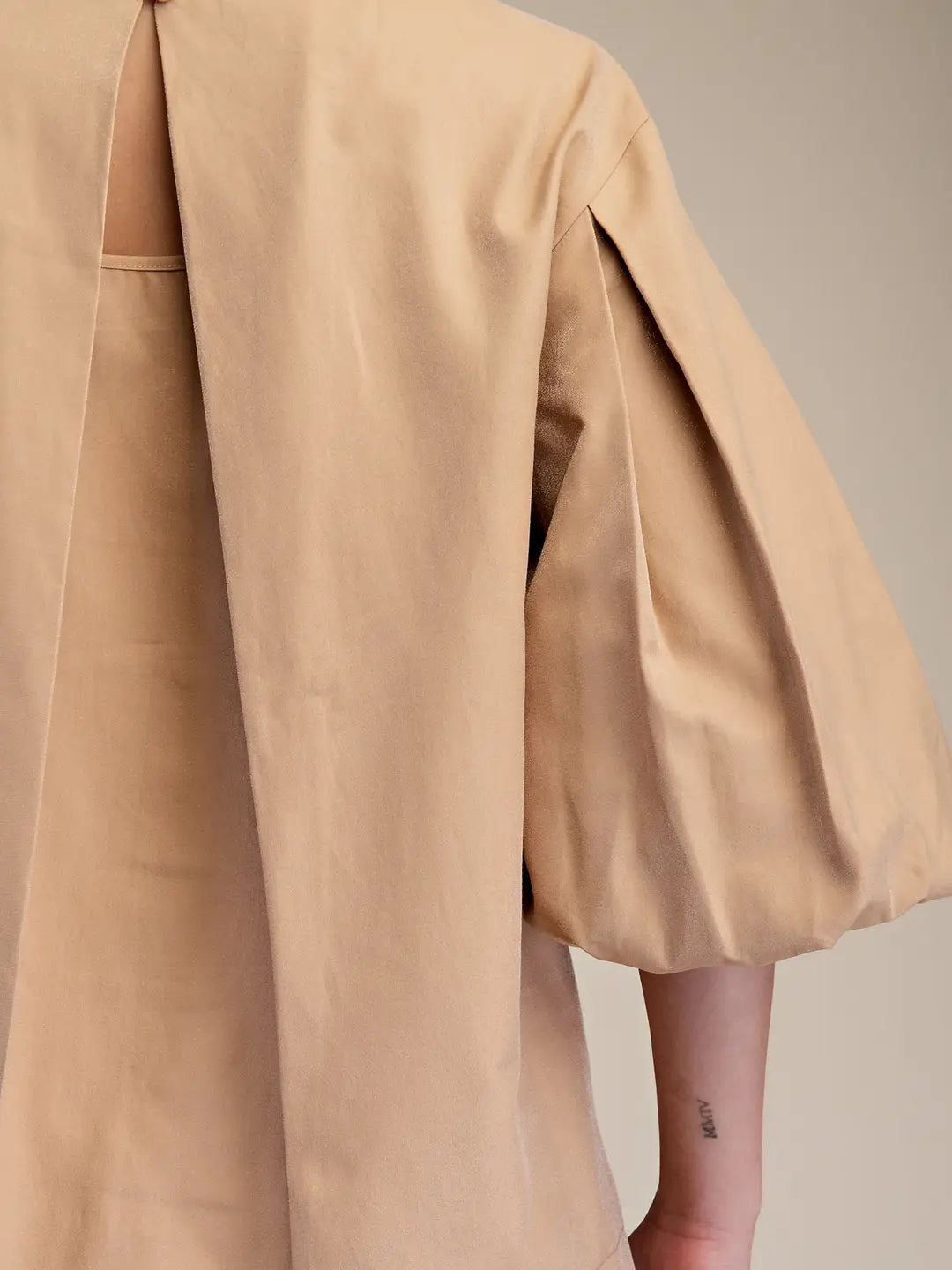 Sunday Stroll Puff Sleeve Top (Pre-Order Today)